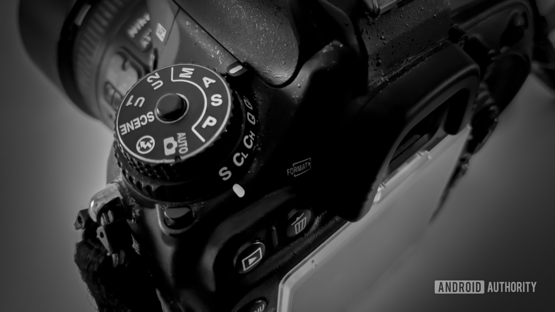 Aperture priority DSLR shooting mode dial in photography
