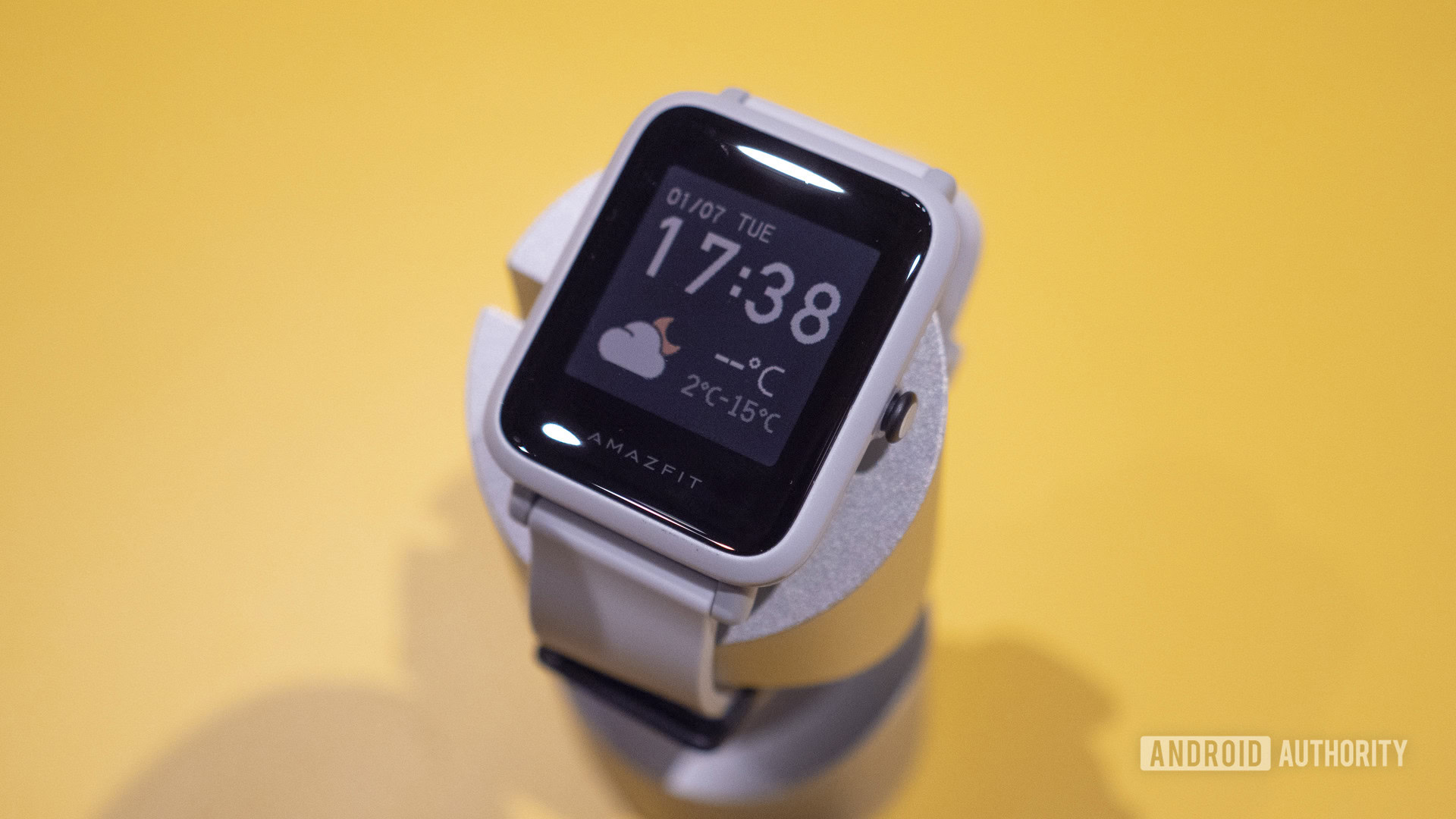 https://www.androidauthority.com/wp-content/uploads/2020/01/huami-amazfit-bip-s-on-display.jpg