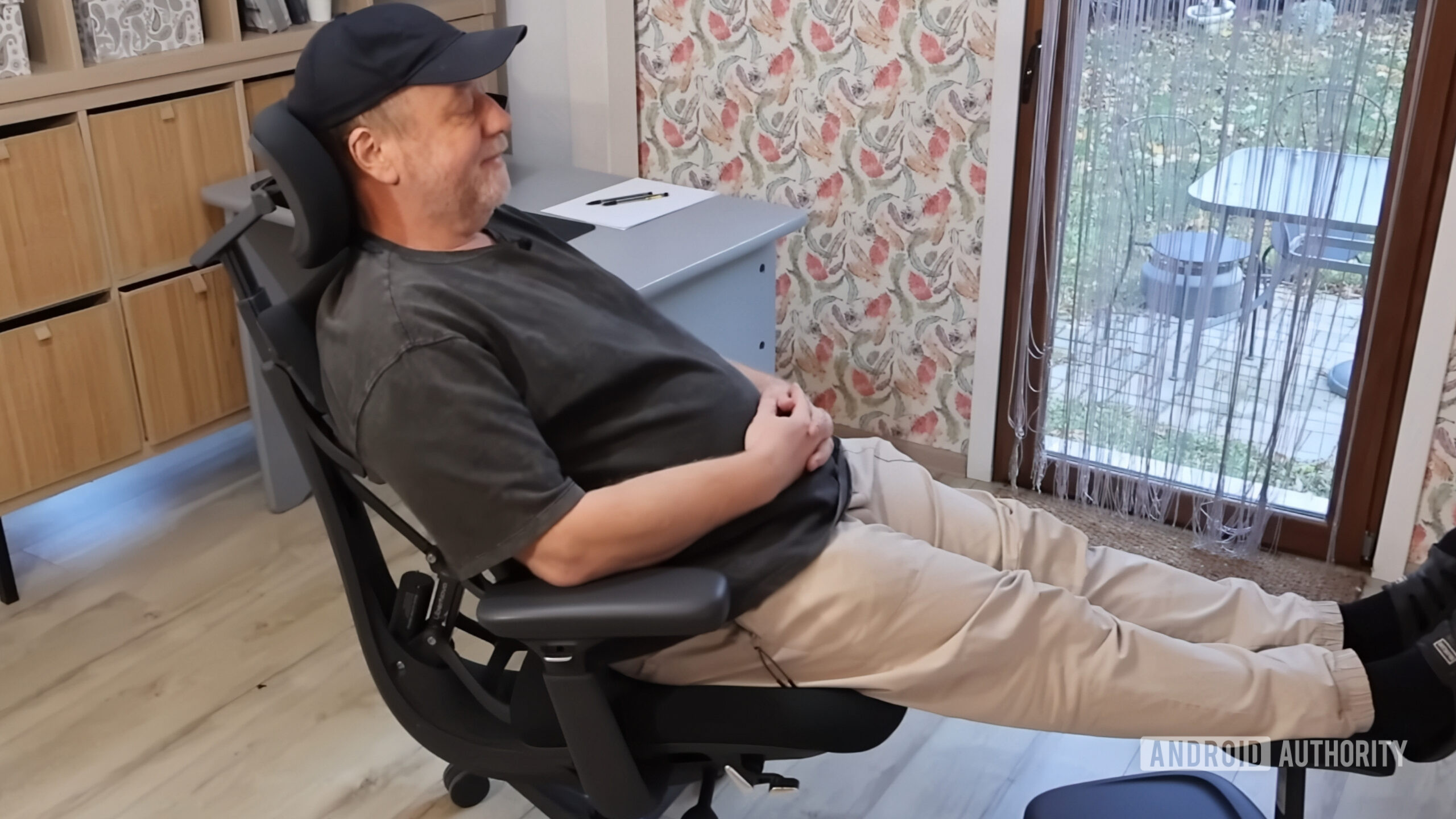 libernovo omni recline and footrest