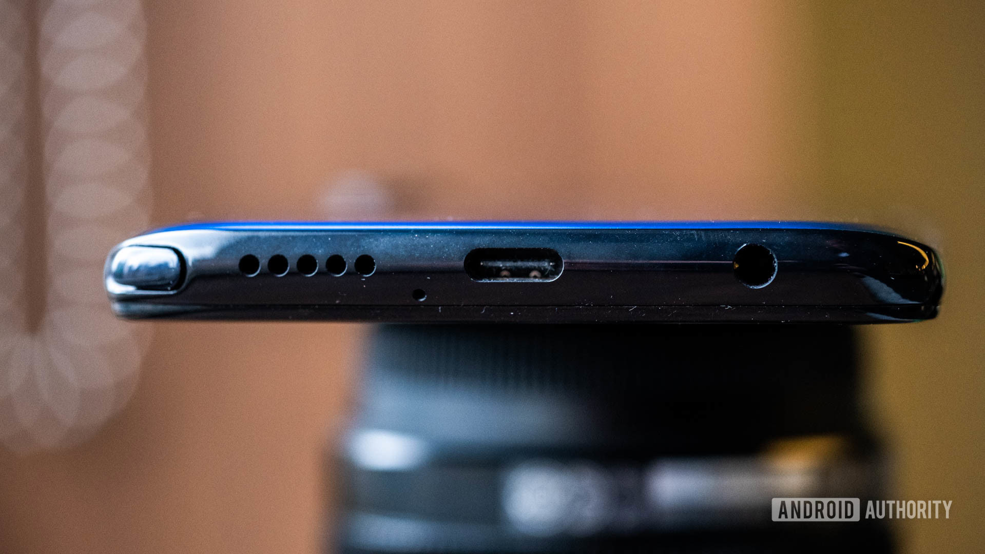 Moto G Stylus bottom ports