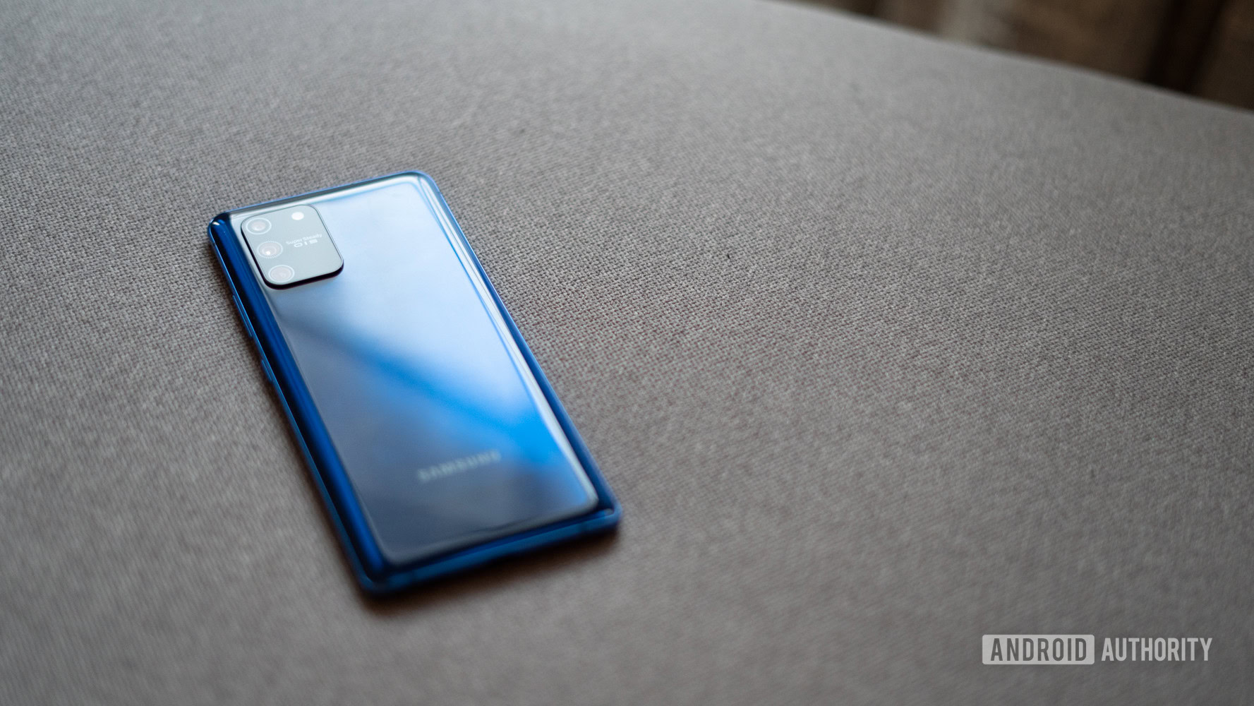 Samsung Galaxy S10 Lite rear profile shot