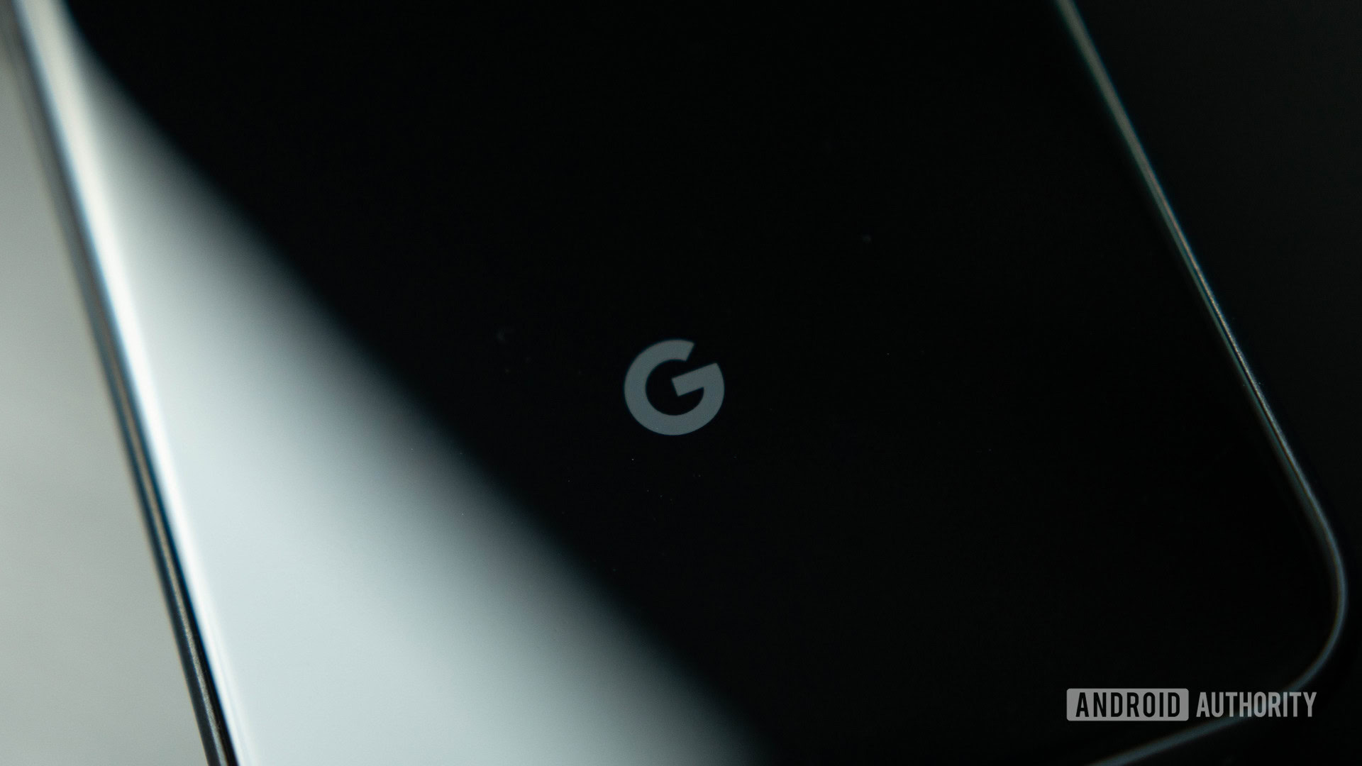 Google Logo Pixel 4