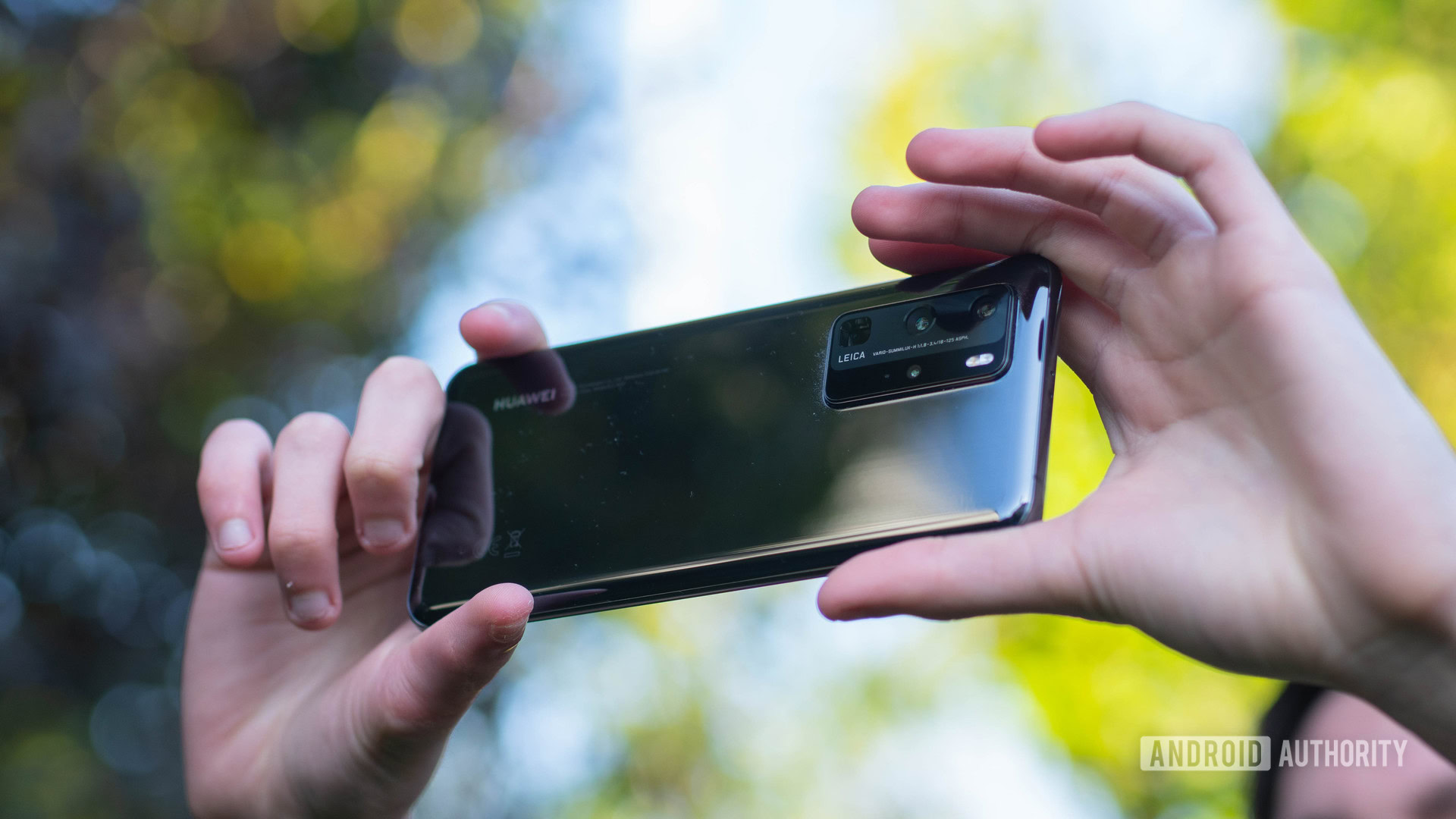 The HUAWEI P40 Pro offers plenty of impressive specs.