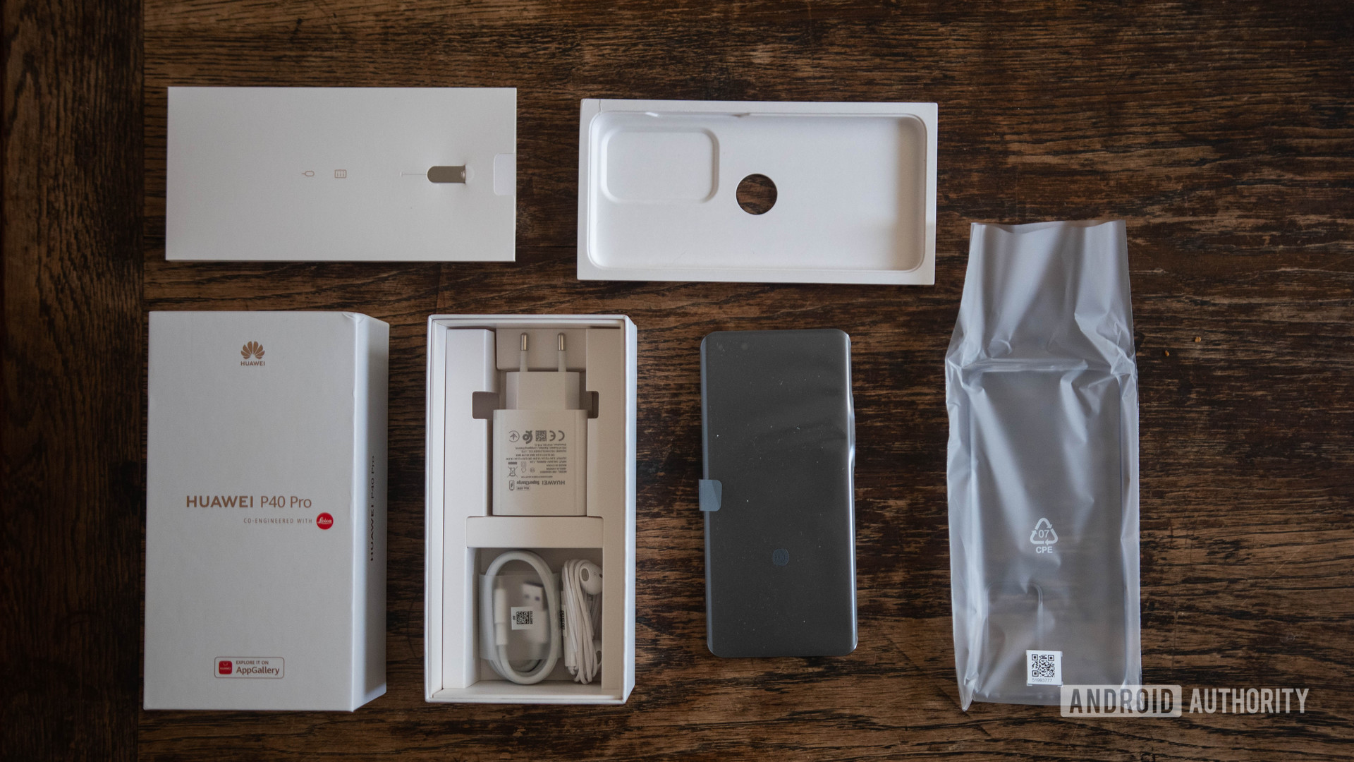 HUAWEI P40 Pro Whats in the box