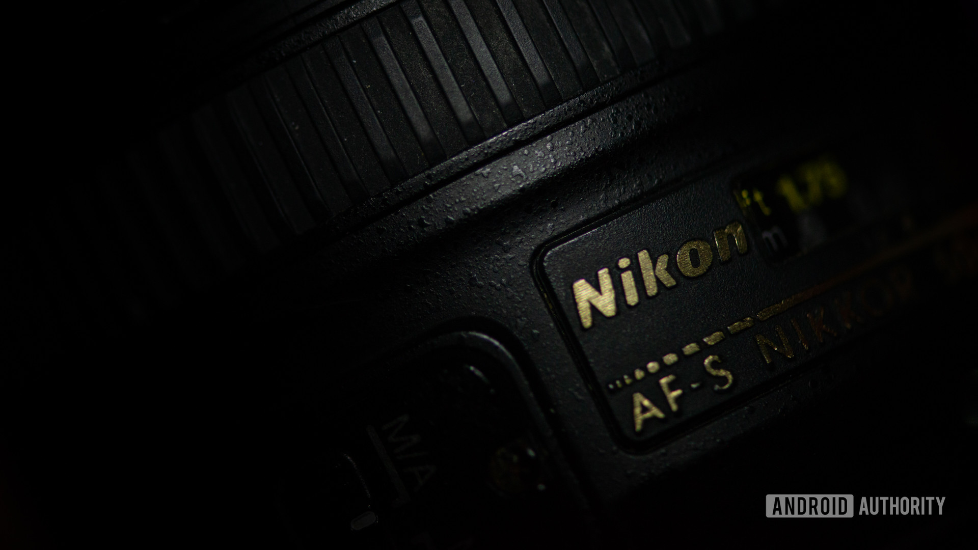 Macro photography photo of Nikon lens - What is aperture?