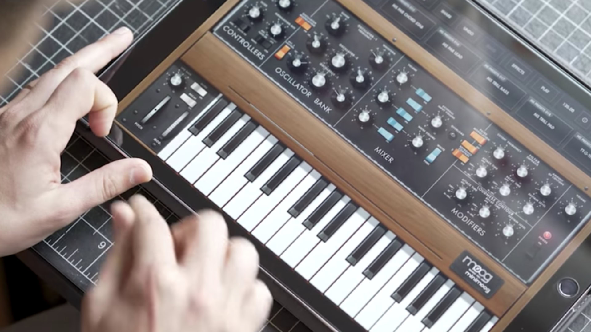 Moog Synth App