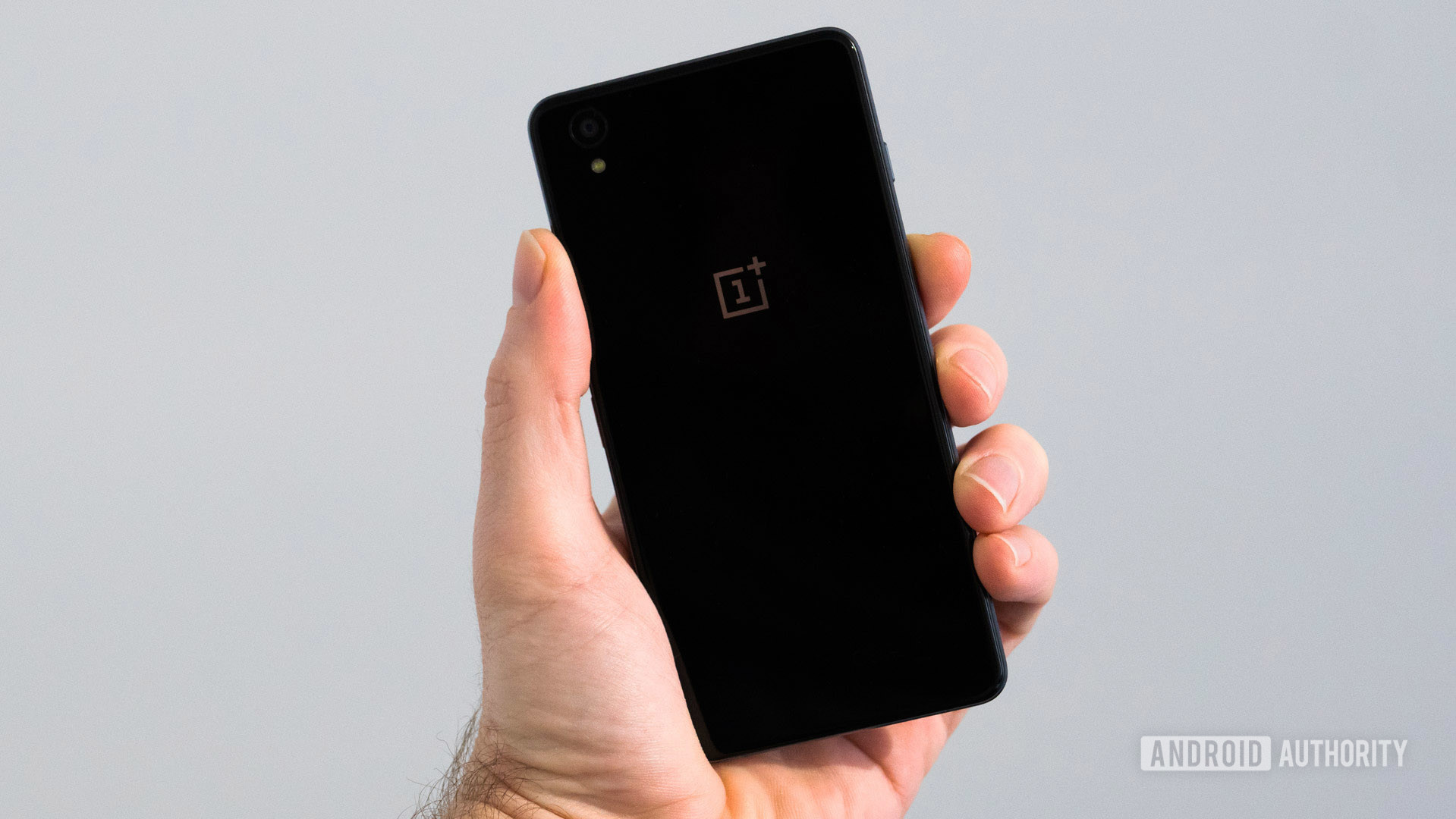 OnePlus X in hand with the Snapdragon 801, one of the best Android processors