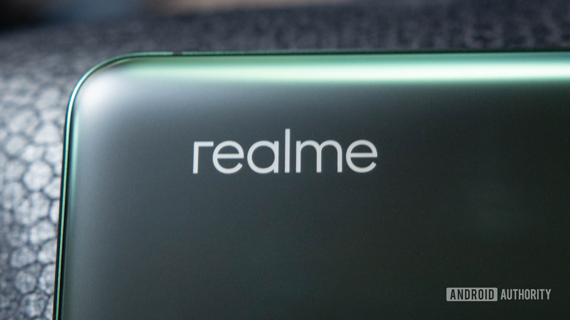 realme X50 Pro 5G realme Logo