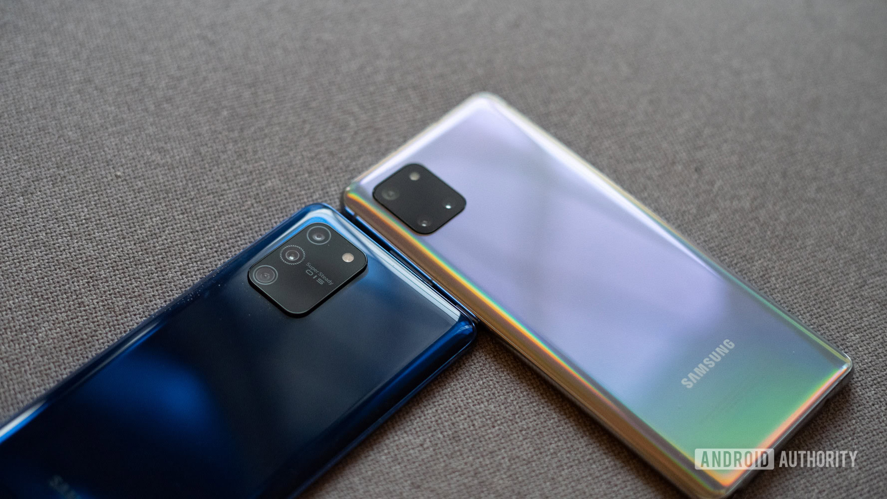 Samsung Galaxy S10 Lite vs Note 10 Lite close up rear