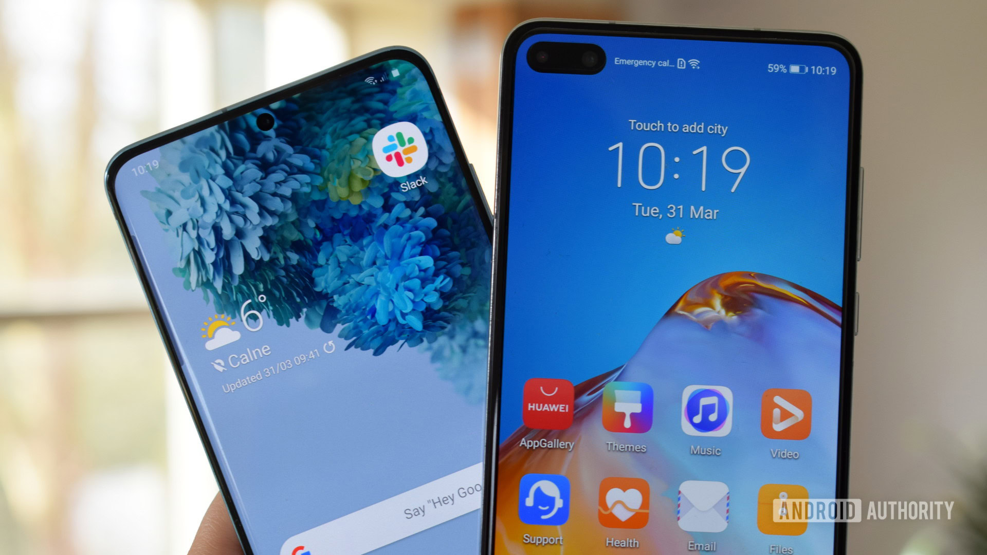 Samsung Galaxy S20 vs HUAWEI P40 displays