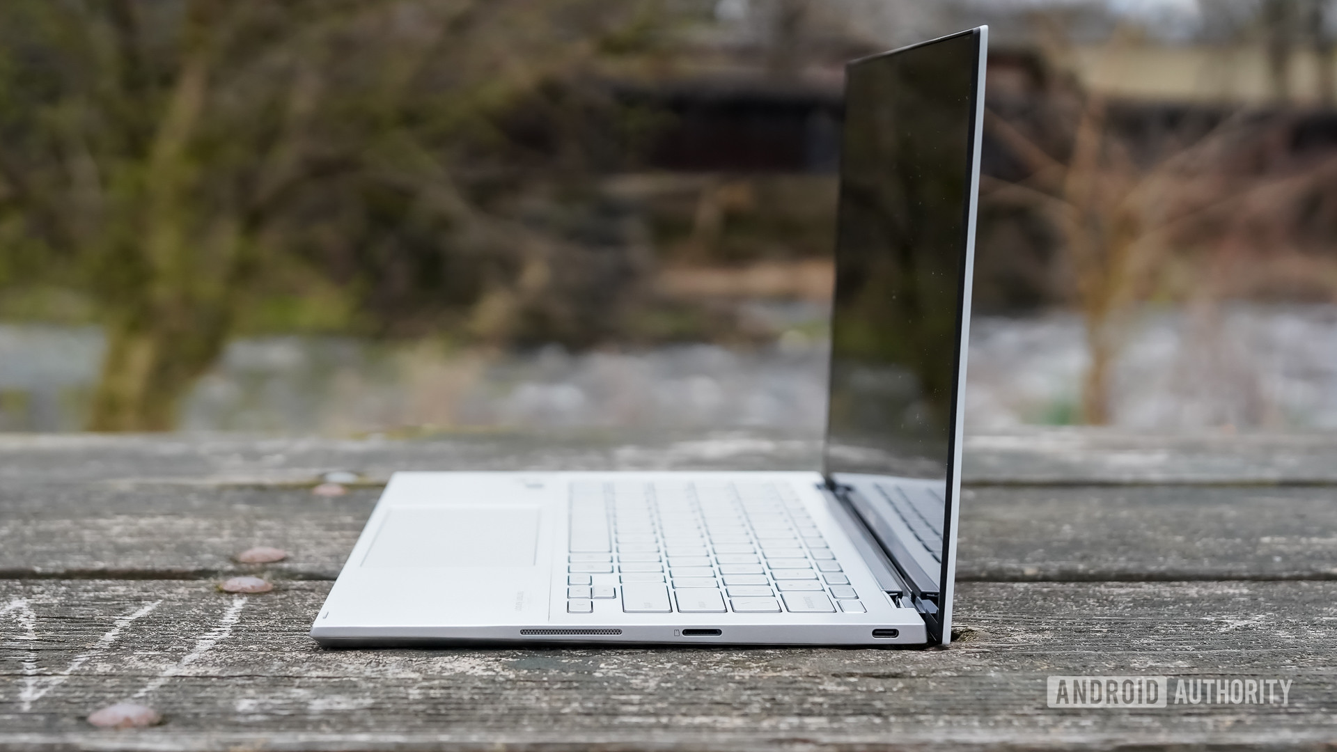 Asus Chromebook Flip C436 Right Profile Review