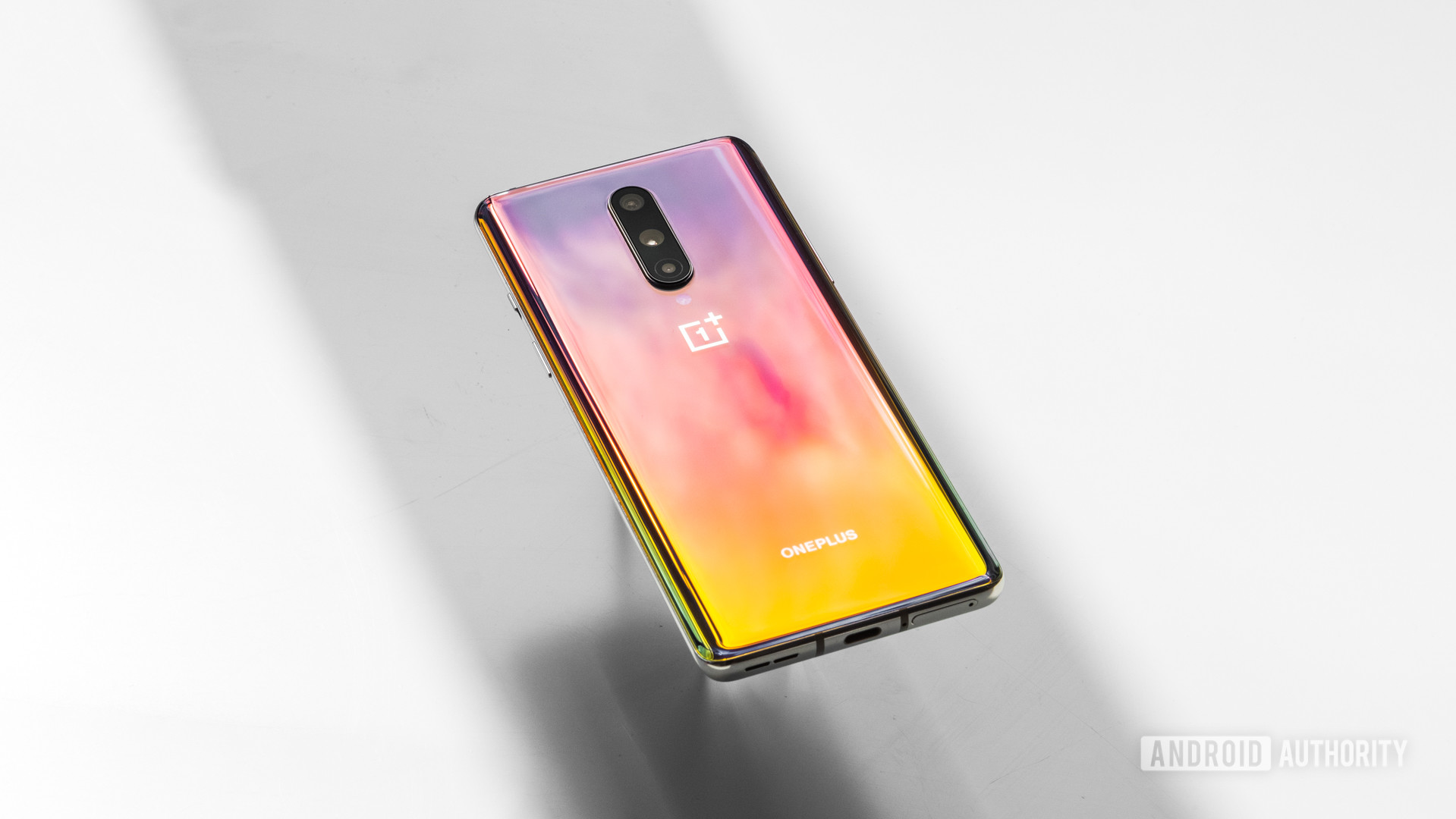 OnePlus 8 back pretty colors