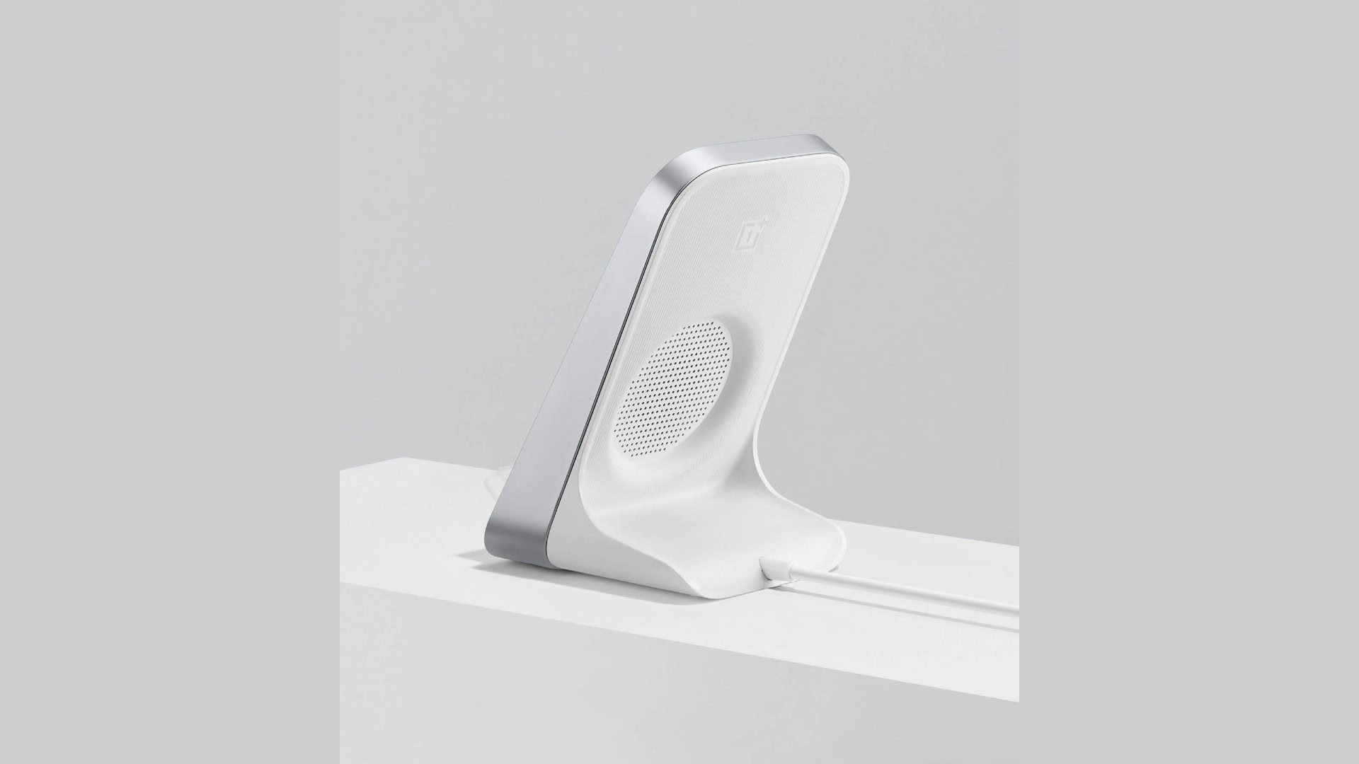 OnePlus 8 wireless charging dock