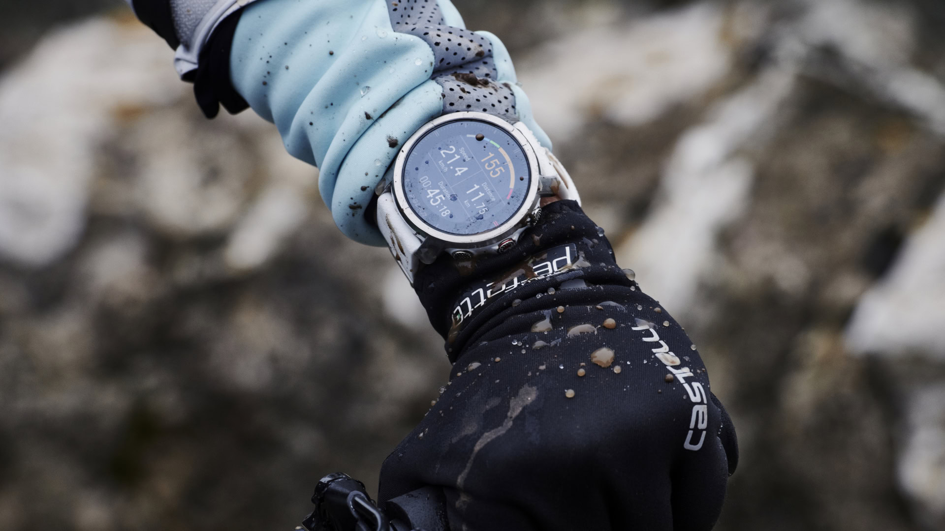 polar grit x outdoor gps watch 1