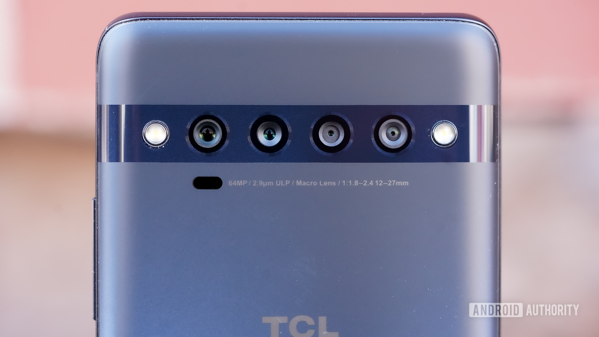TCL 10 Pro camera closeup