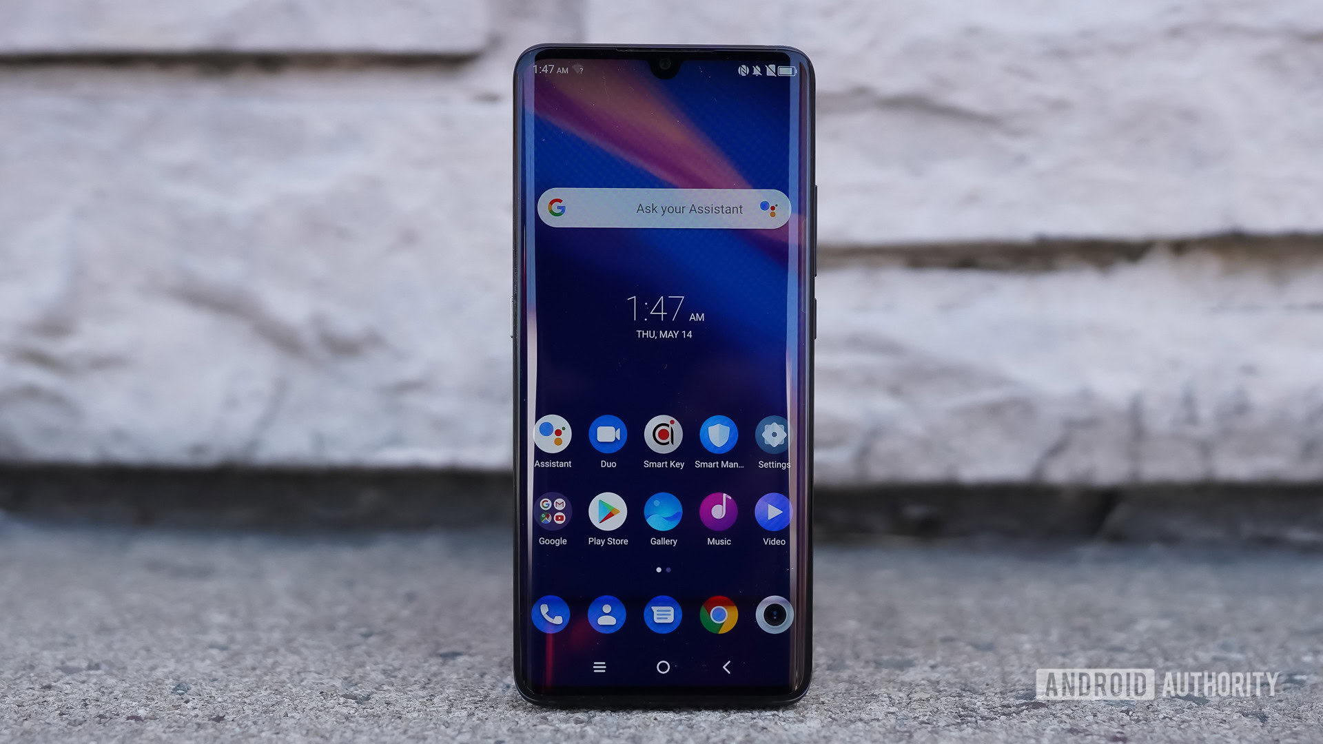 TCL 10 Pro display