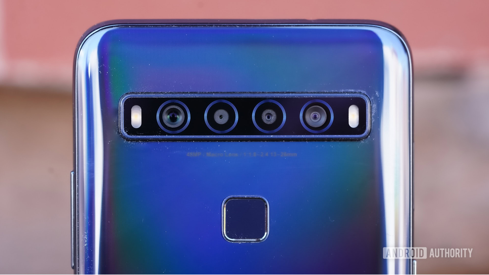 TCL 10L camera closeup