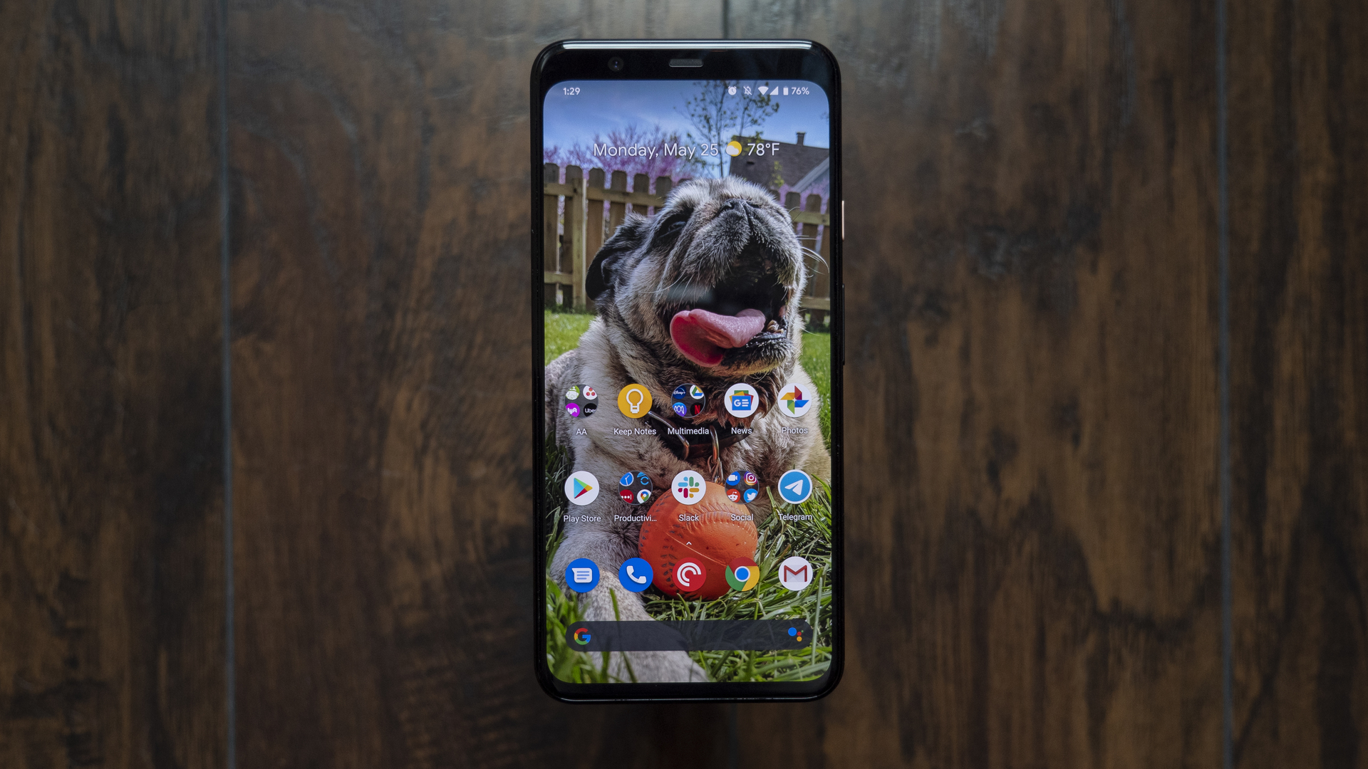 google pixel 4 xl home screen melvin the pug cute