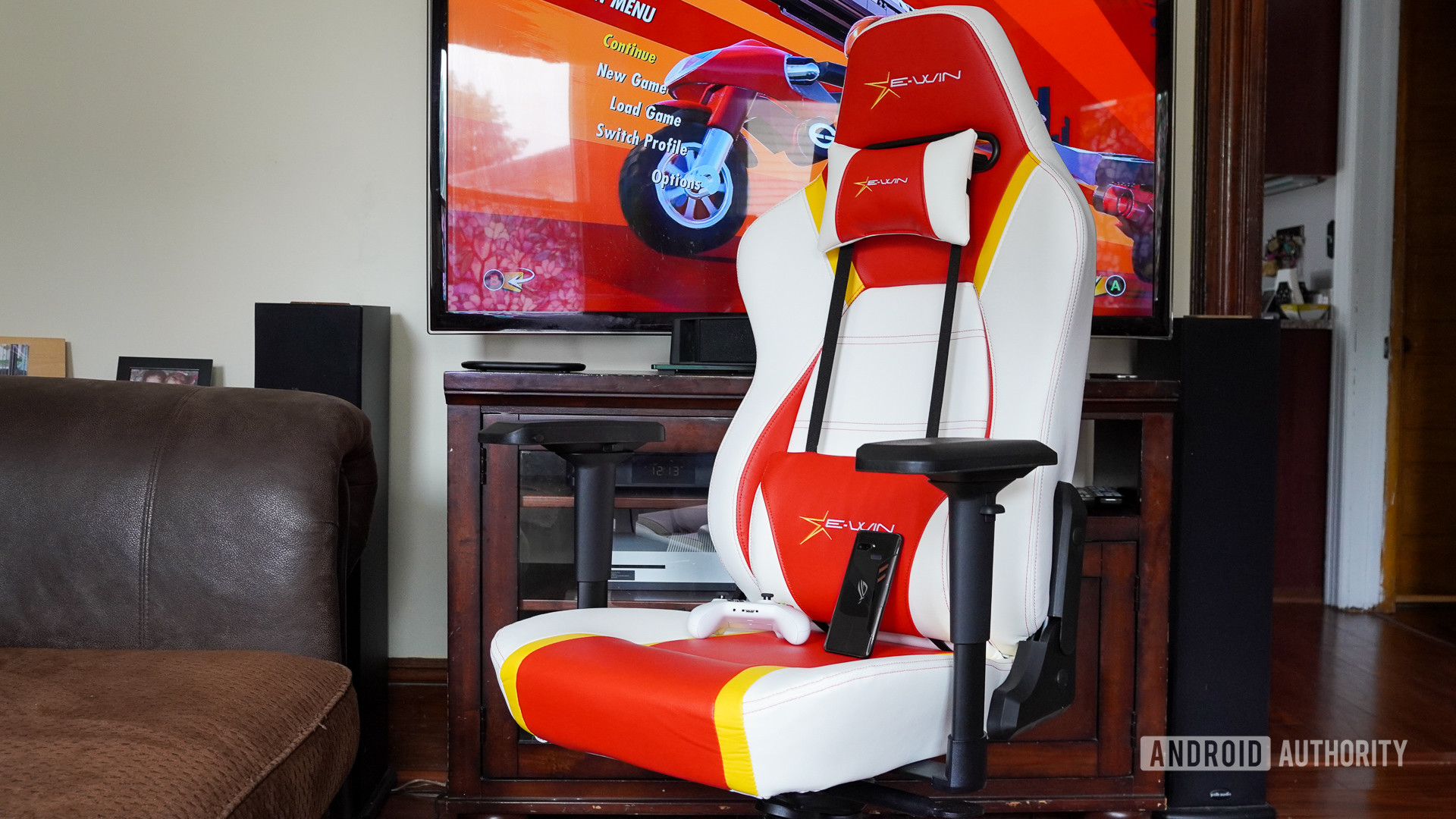 E Win Racing Hero chair angled in front of TV