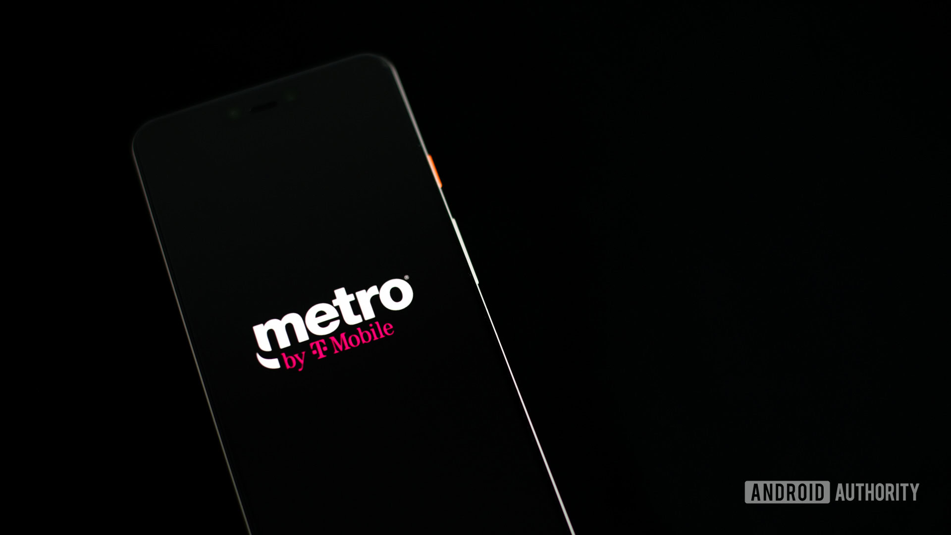 Logotipo de Metro by T Mobile en la foto de archivo del teléfono 2