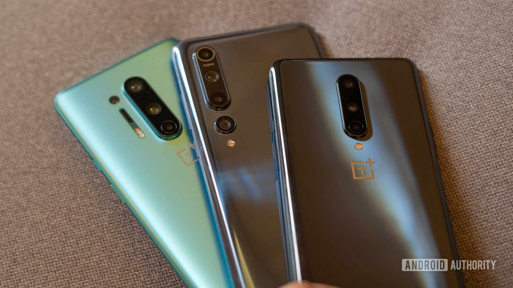 Xiaomi Mi 10 vs OnePlus 8 camera modules