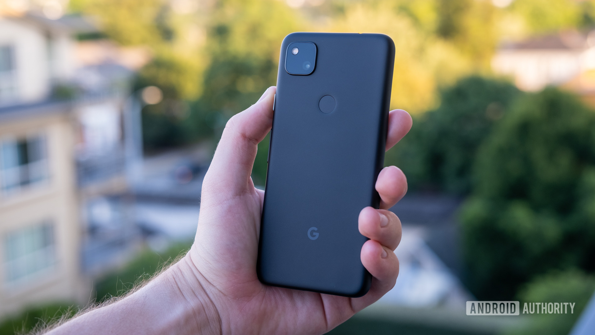 Google Pixel 4a appeared on hand 5