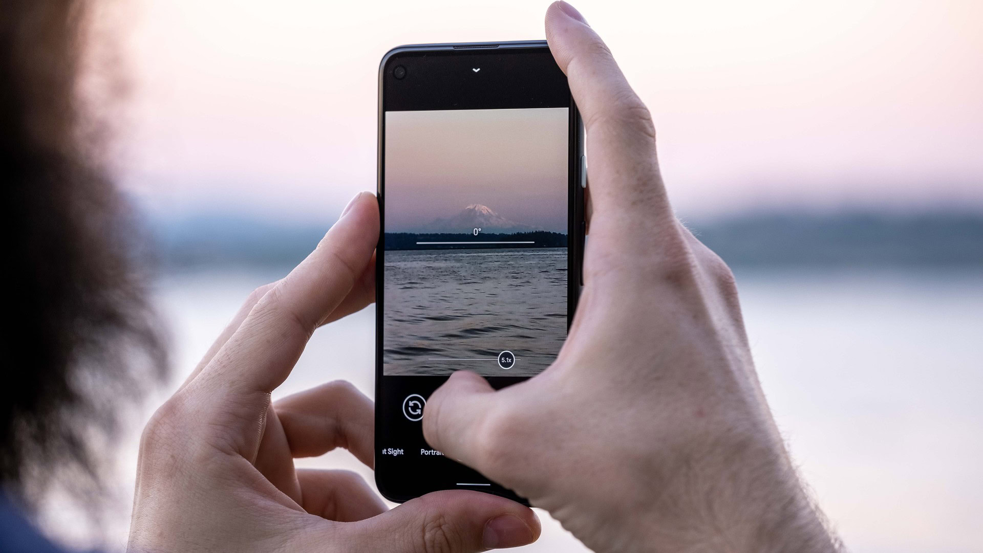 Google Pixel 4a taking a photo screen angle adjustment