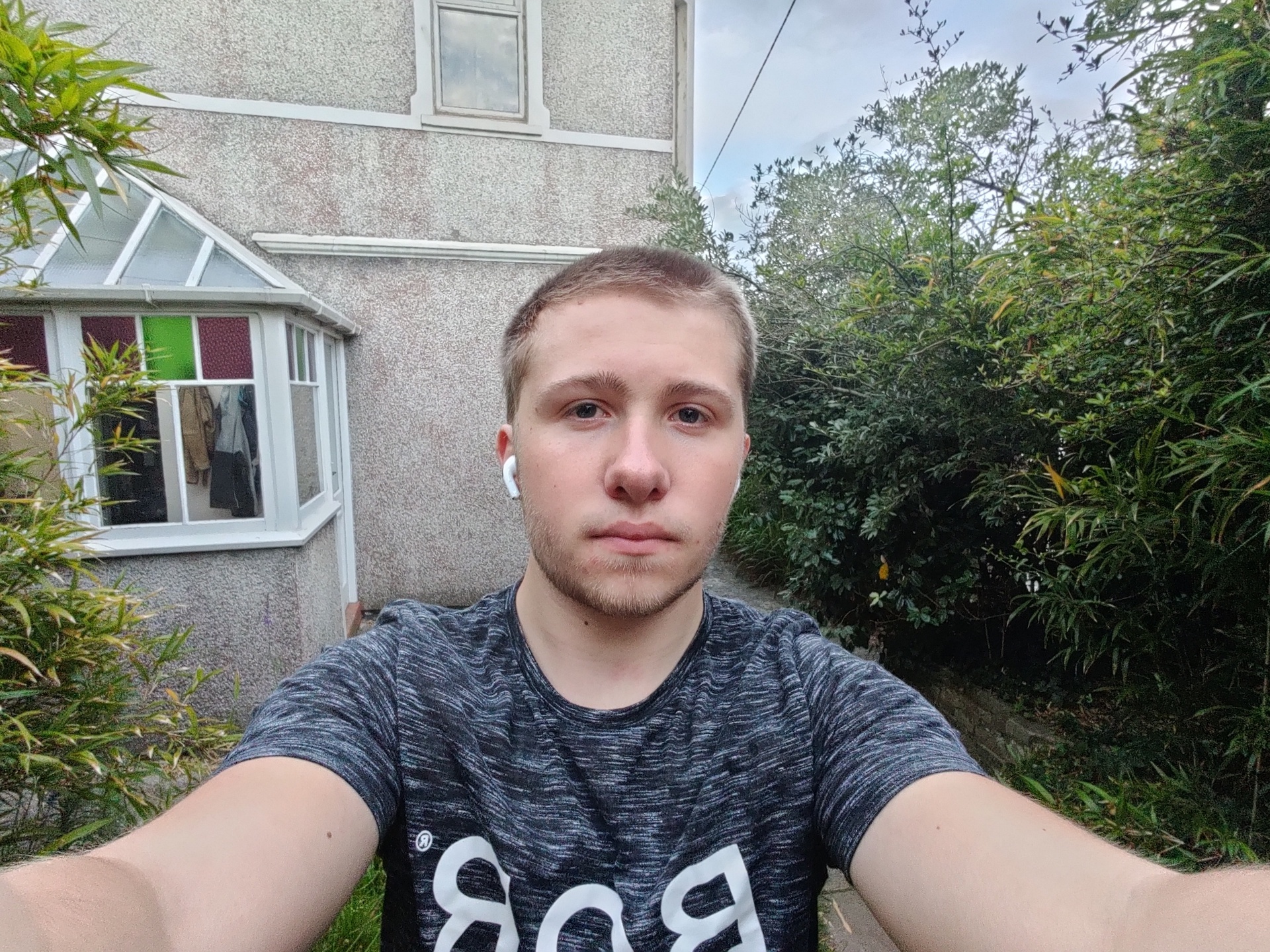 OnePlus Nord Selfie Camera 04