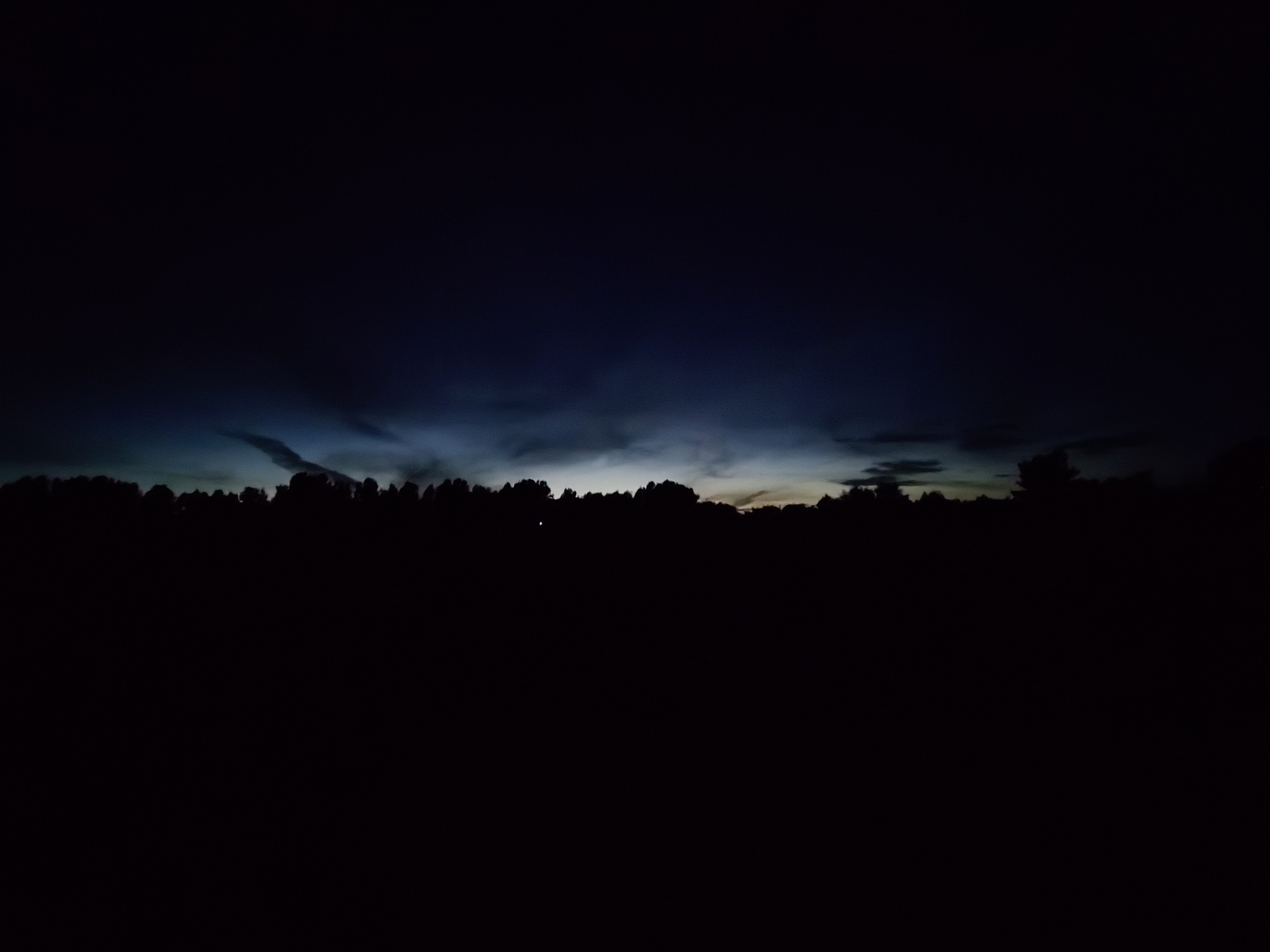 OnePlus Nord test image Night shot of horizon with ultra wide