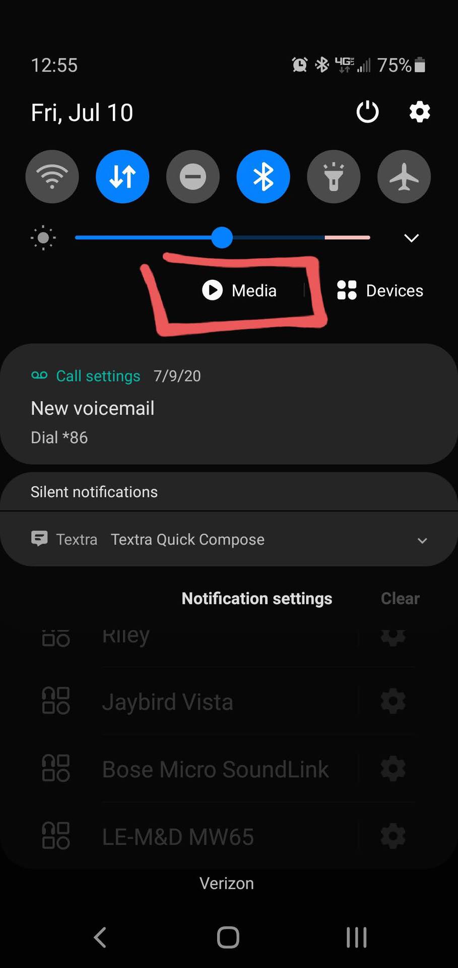 Samsung Dual Connect screenshot with the media button highlighted from the notification shade.