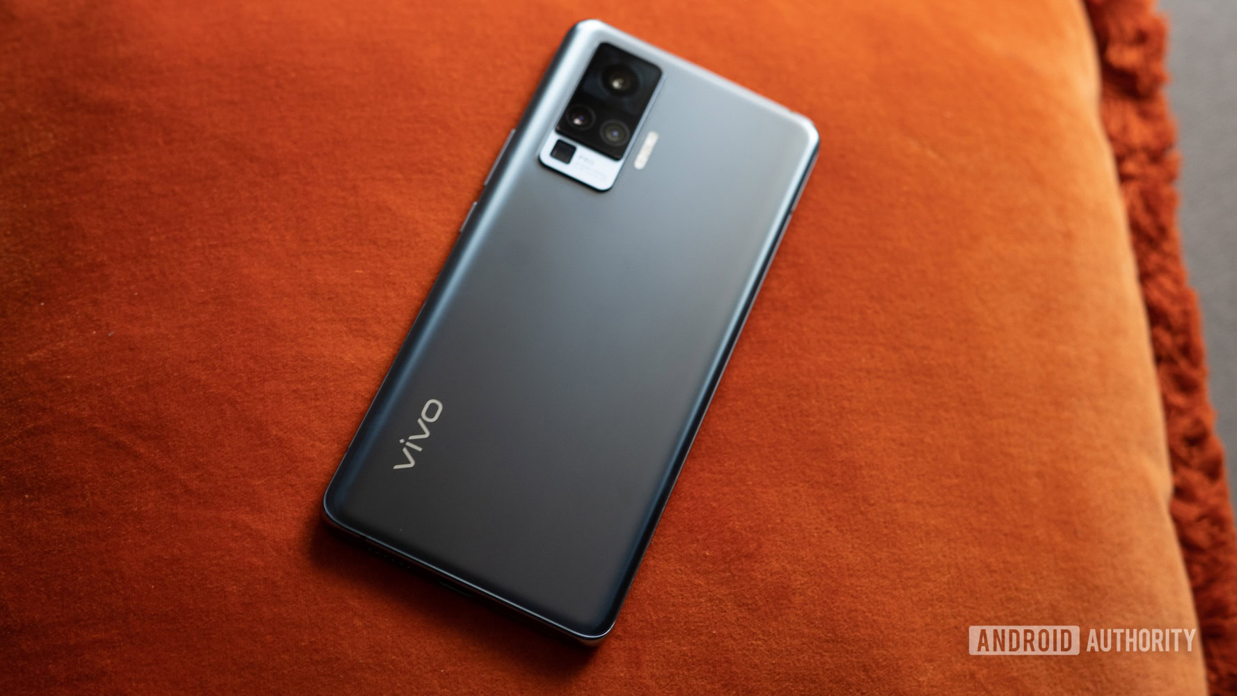 vivo X50 Pro rear panel showing logo and camera