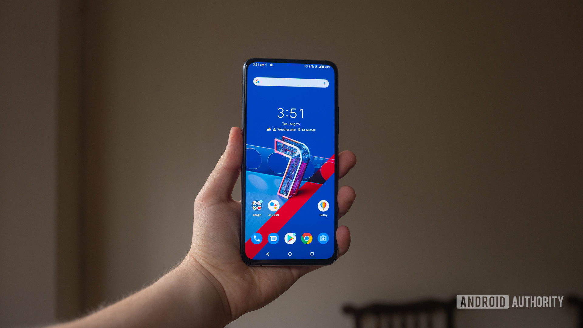 Holding the ASUS Zenfone 7 Pro in the hand