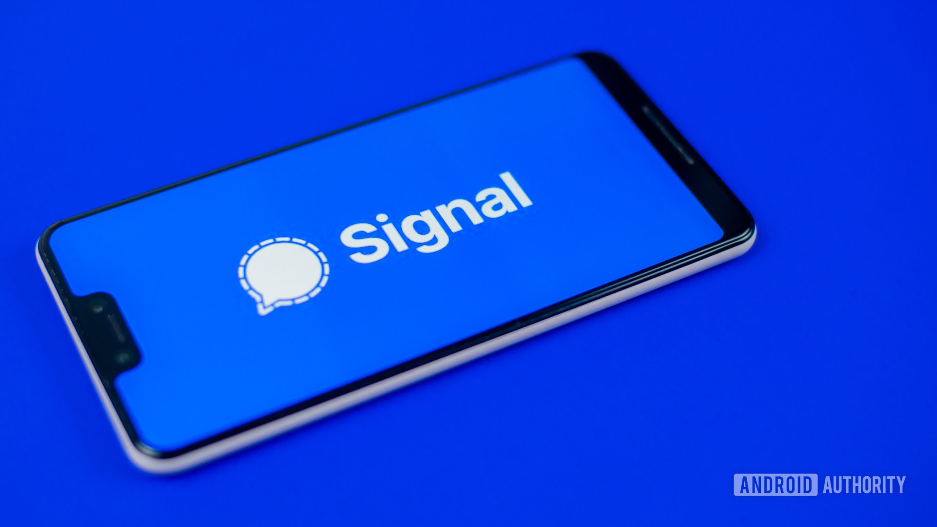 Signal Private Messenger stock photo 6