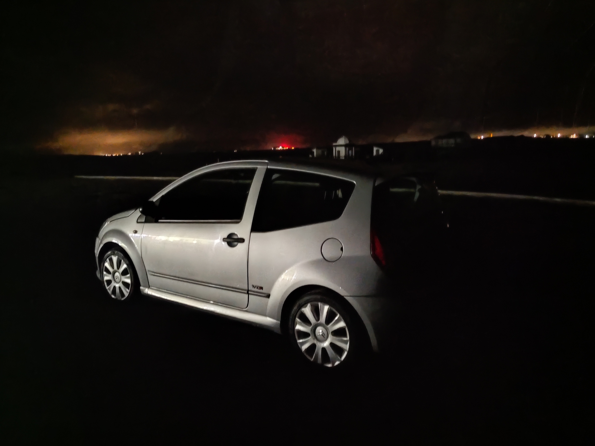 Xiaomi Mi 10 Ultra camera sample of night mode of a side lit car