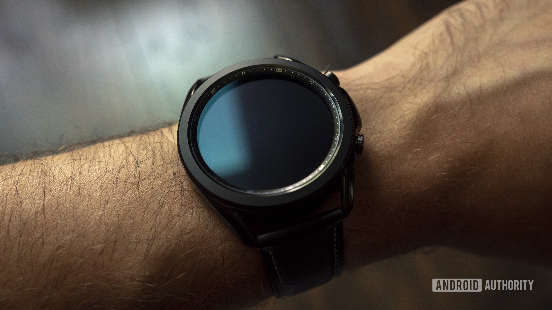 samsung galaxy watch 3 review on wrist display off