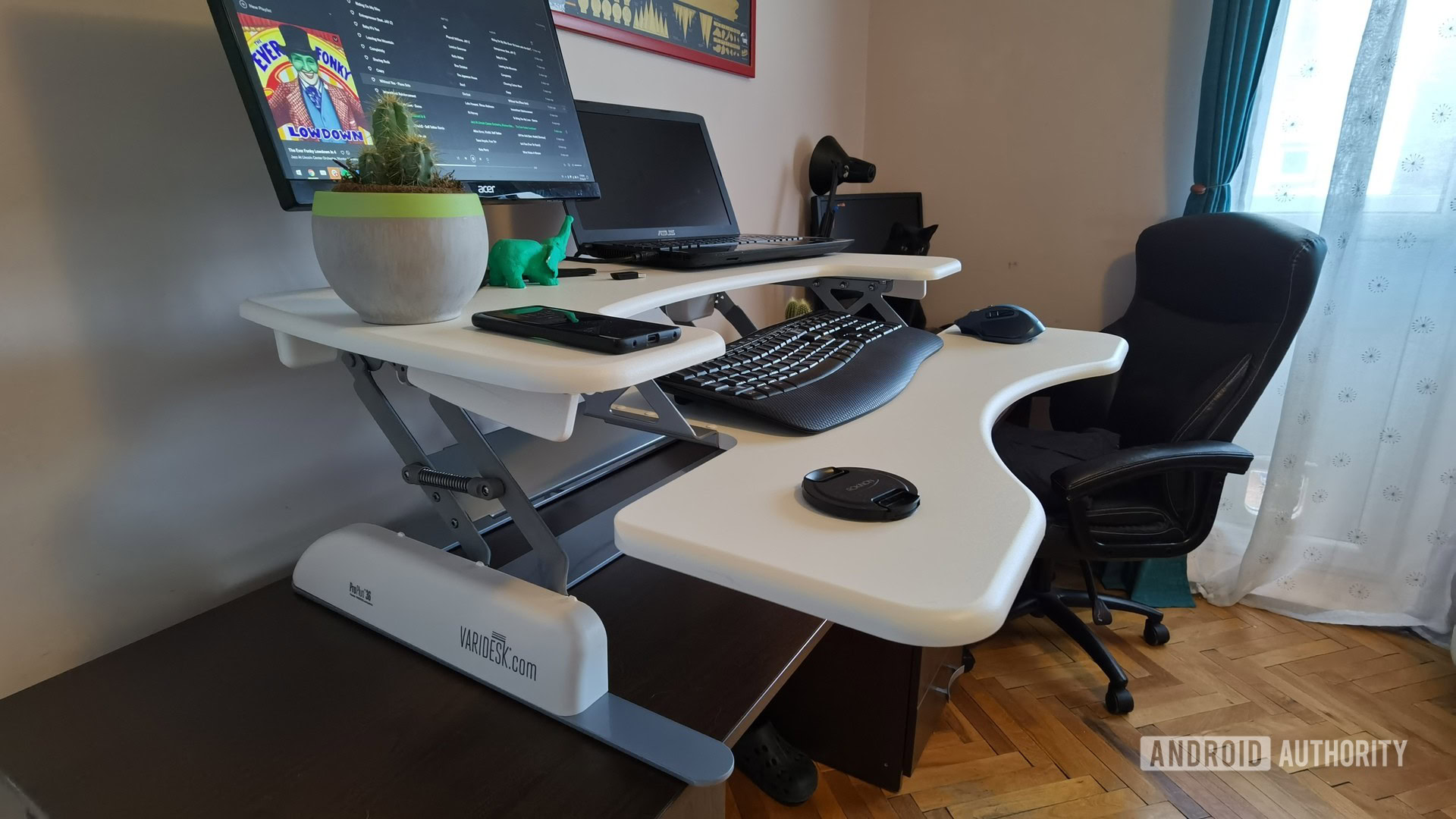 varidesk pro plus 36 standing desk converter 15