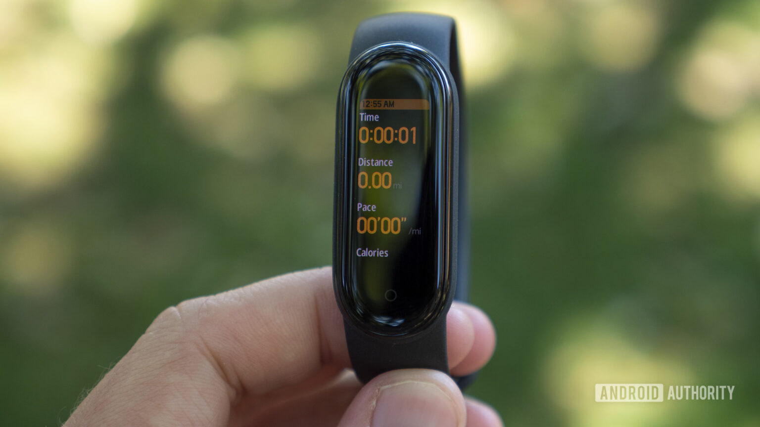 Xiaomi Mi Band 5 review: Taking the fight to Fitbit - Android Authority