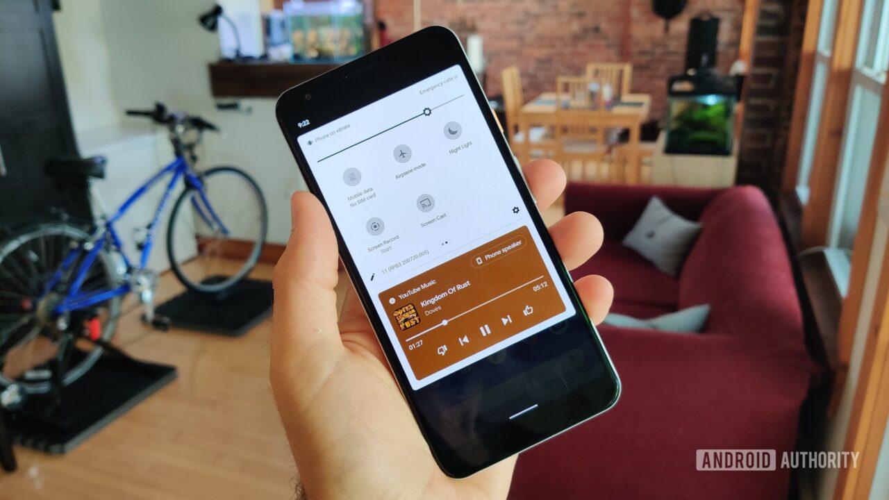 Android 11 review: The devil is in the details - Android Authority