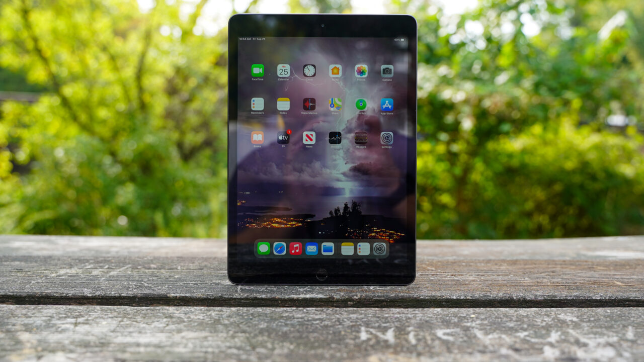Apple streamlines iPad lineup: The iPad Home button is no more ...