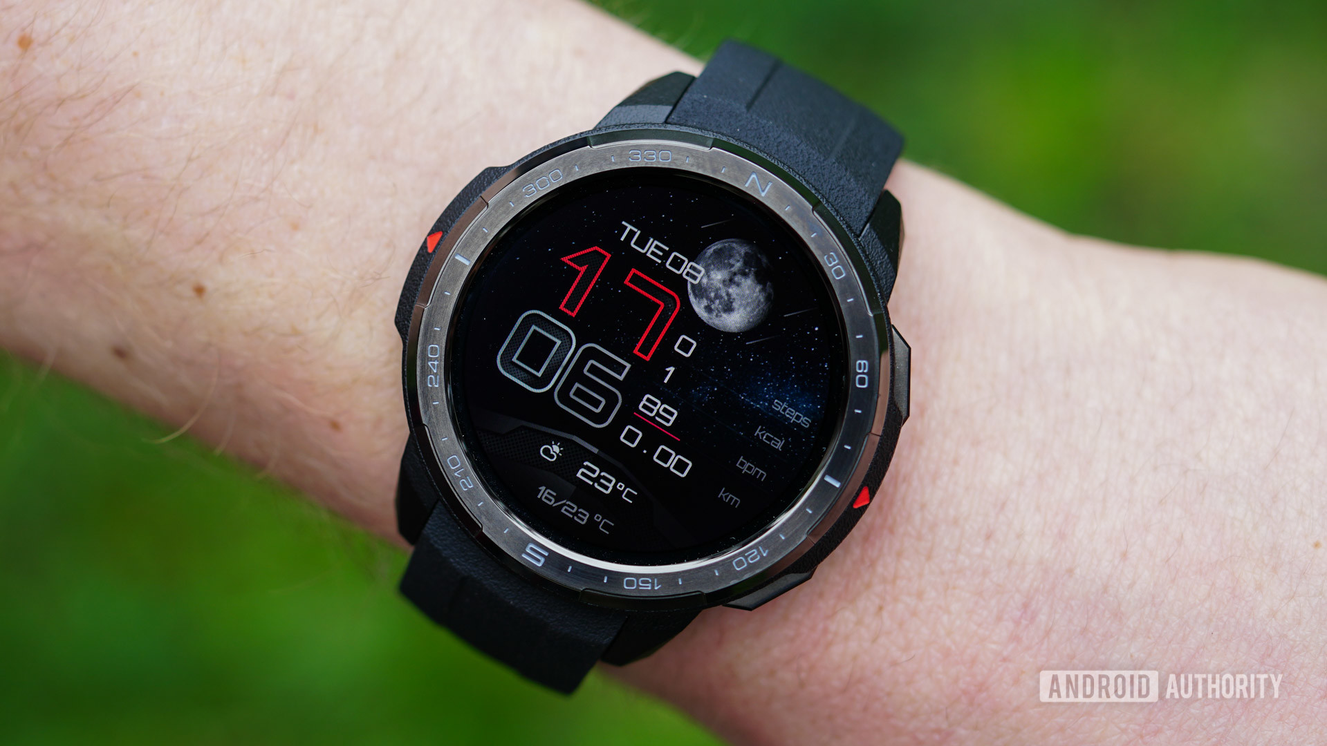 Honor watches экраны. Хонор watch GS Pro. Циферблаты для Honor GS Pro. Honor watch GS. Смарт часы хонор gt Pro.