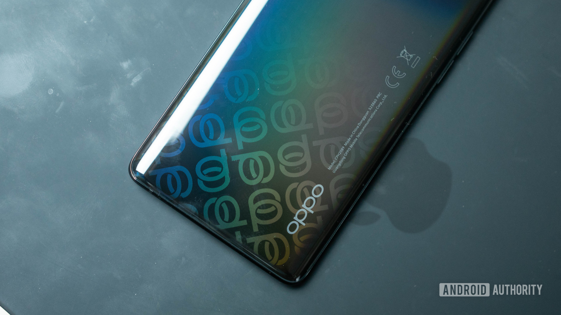 Oppo Reno 4 Pro 5G color effect on the rear housing