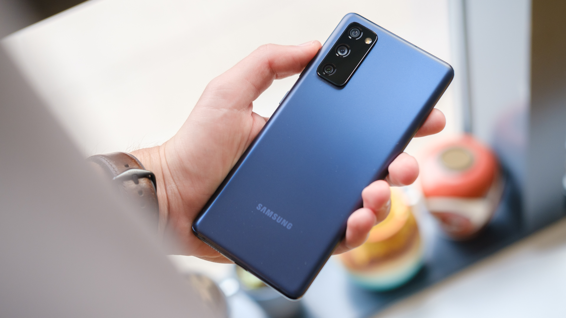 Samsung Galaxy S20 FE review second opinion: Almost a OnePlus killer