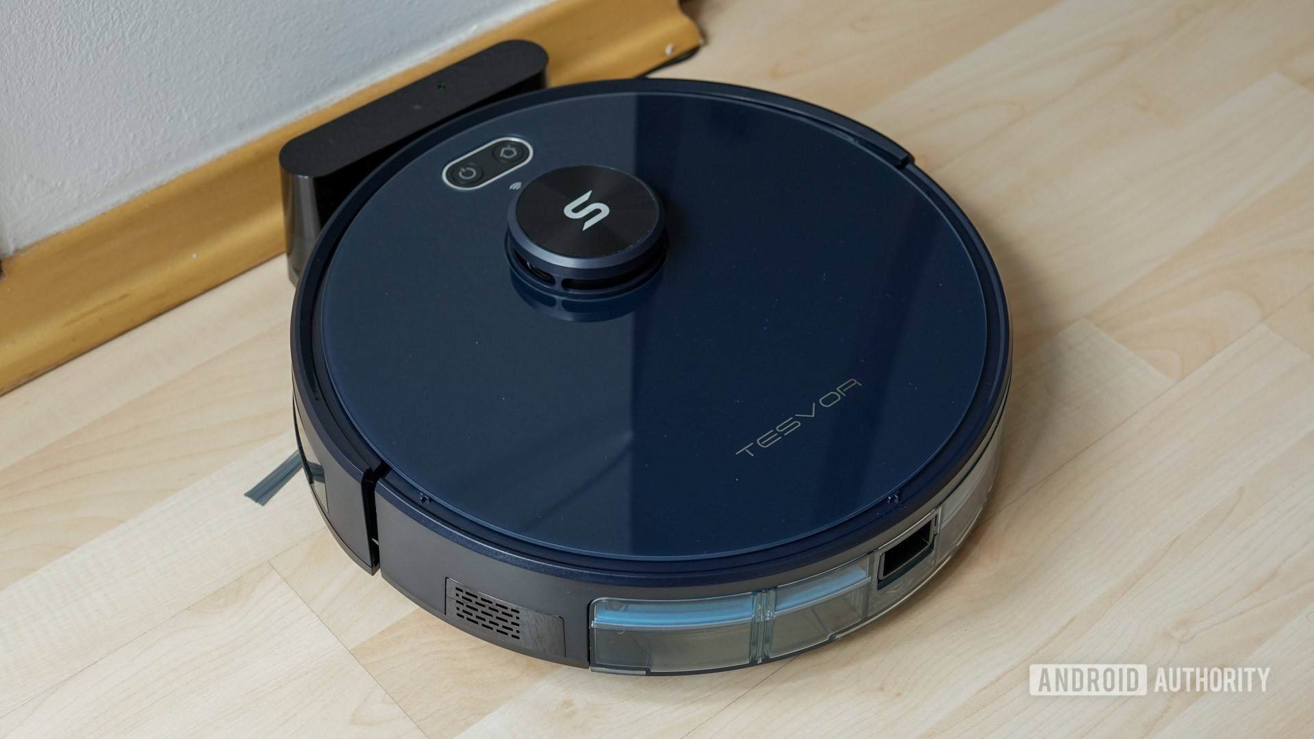 Tesvor S6 robot vacuum docked with dustbin inserted