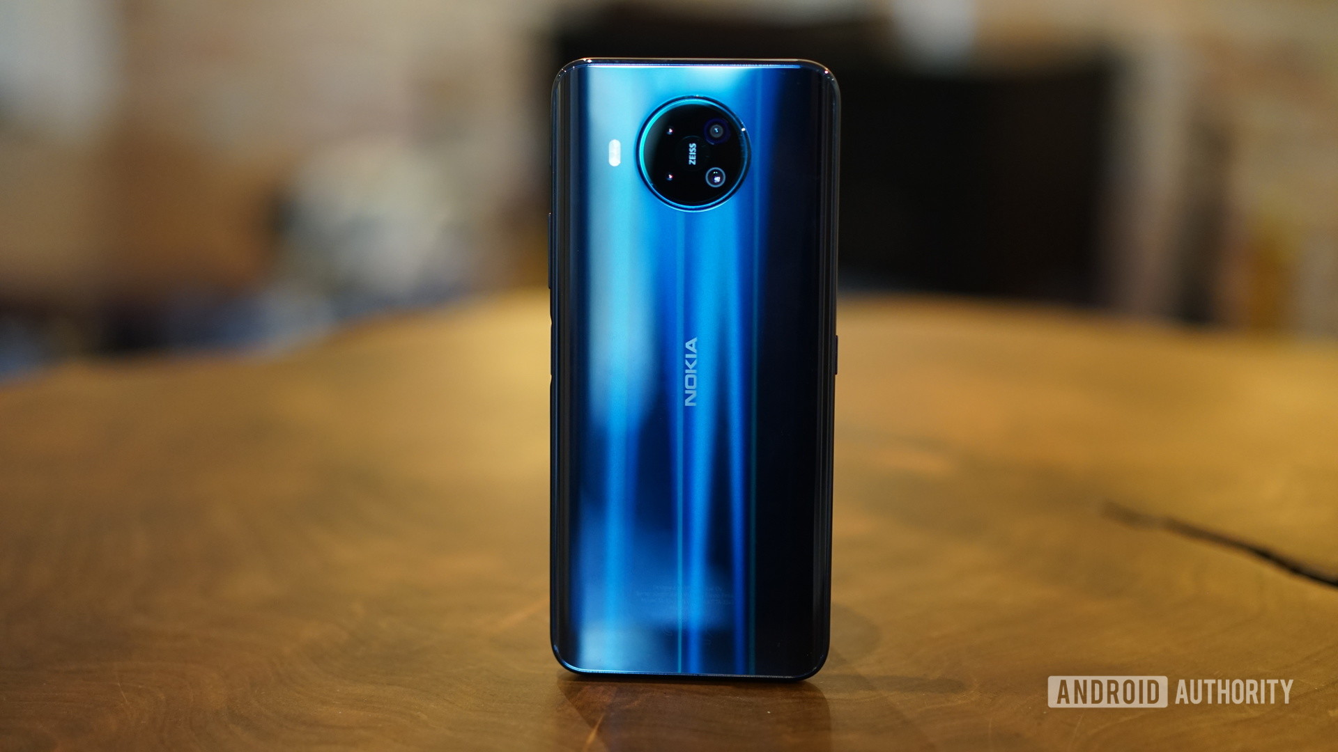 nokia 8.3 backside