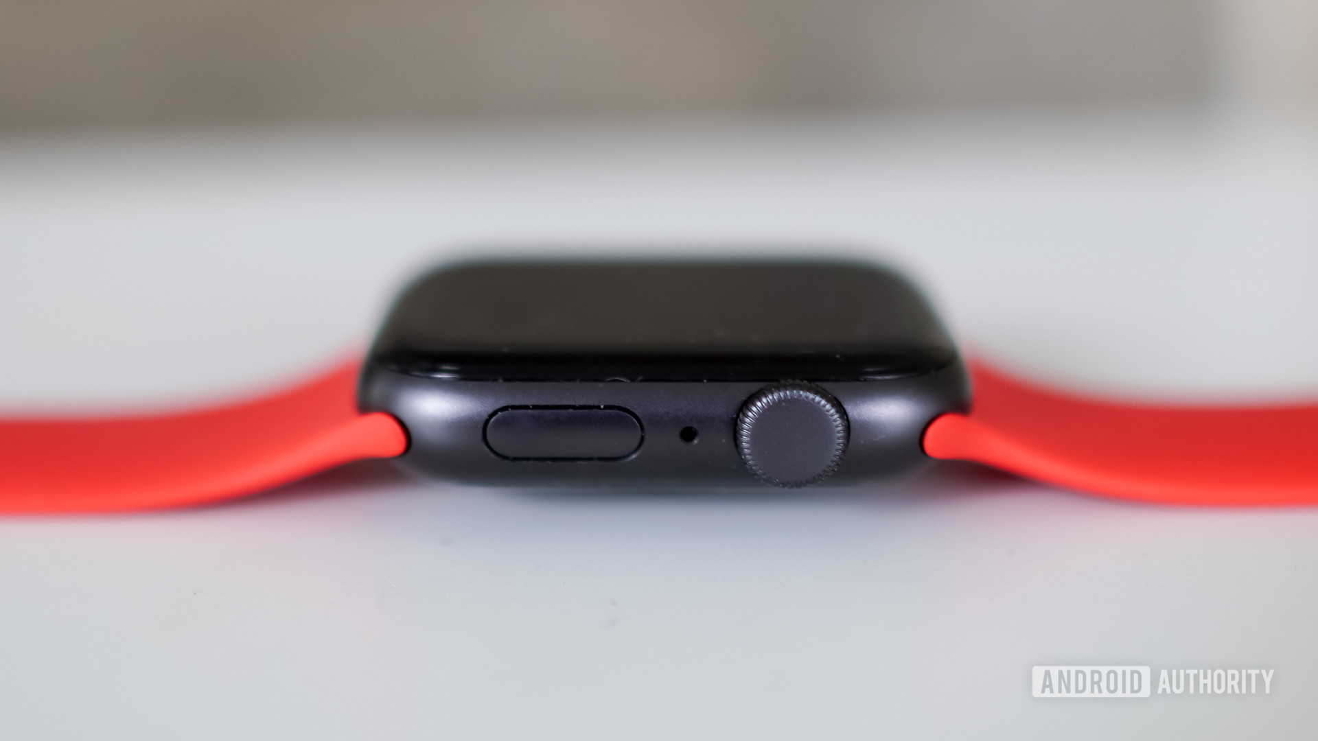 Right edge of the Apple Watch SE