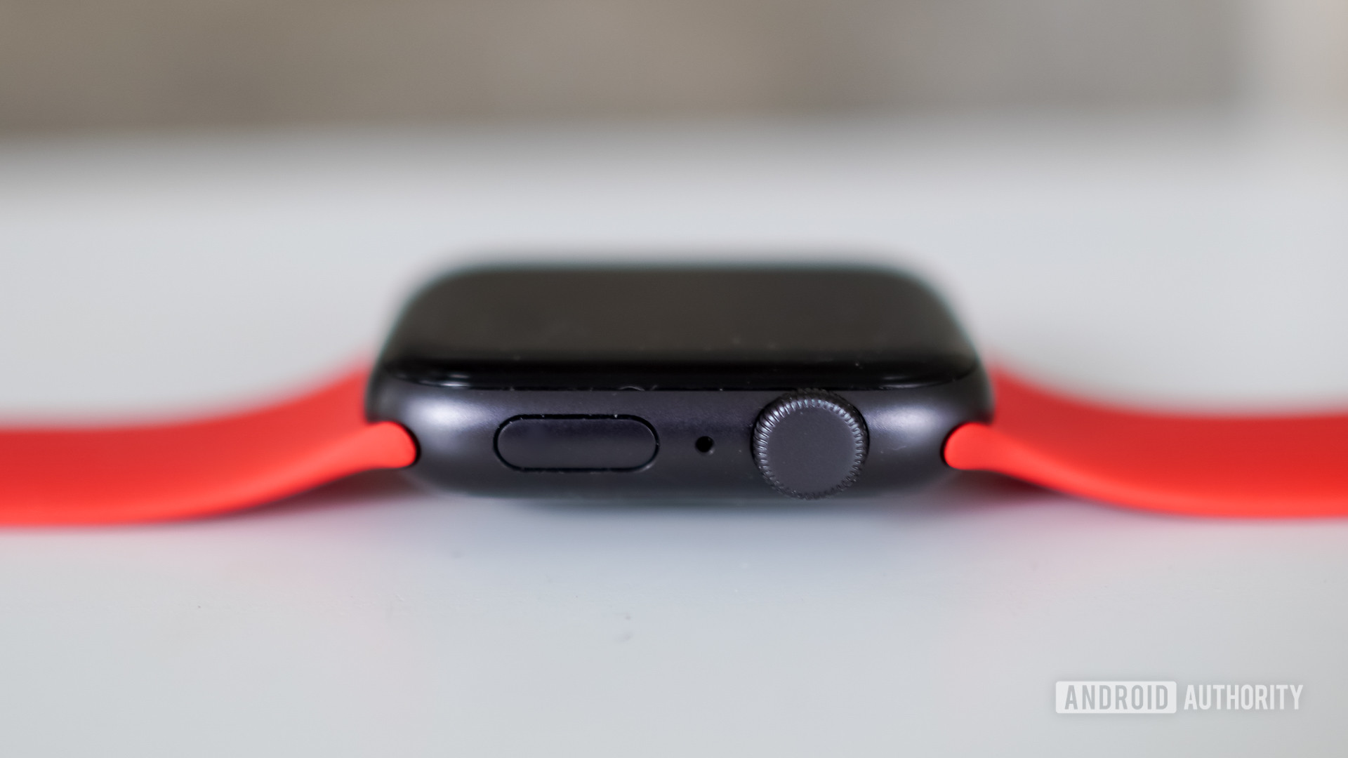 Borde derecho del Apple Watch SE