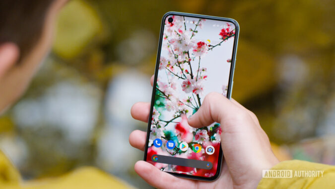 These are the 10 most beautiful smartphones of the past 15 years ...
