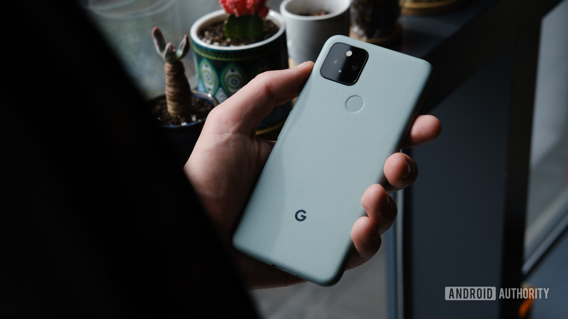 Google Pixel 5 in hand 6