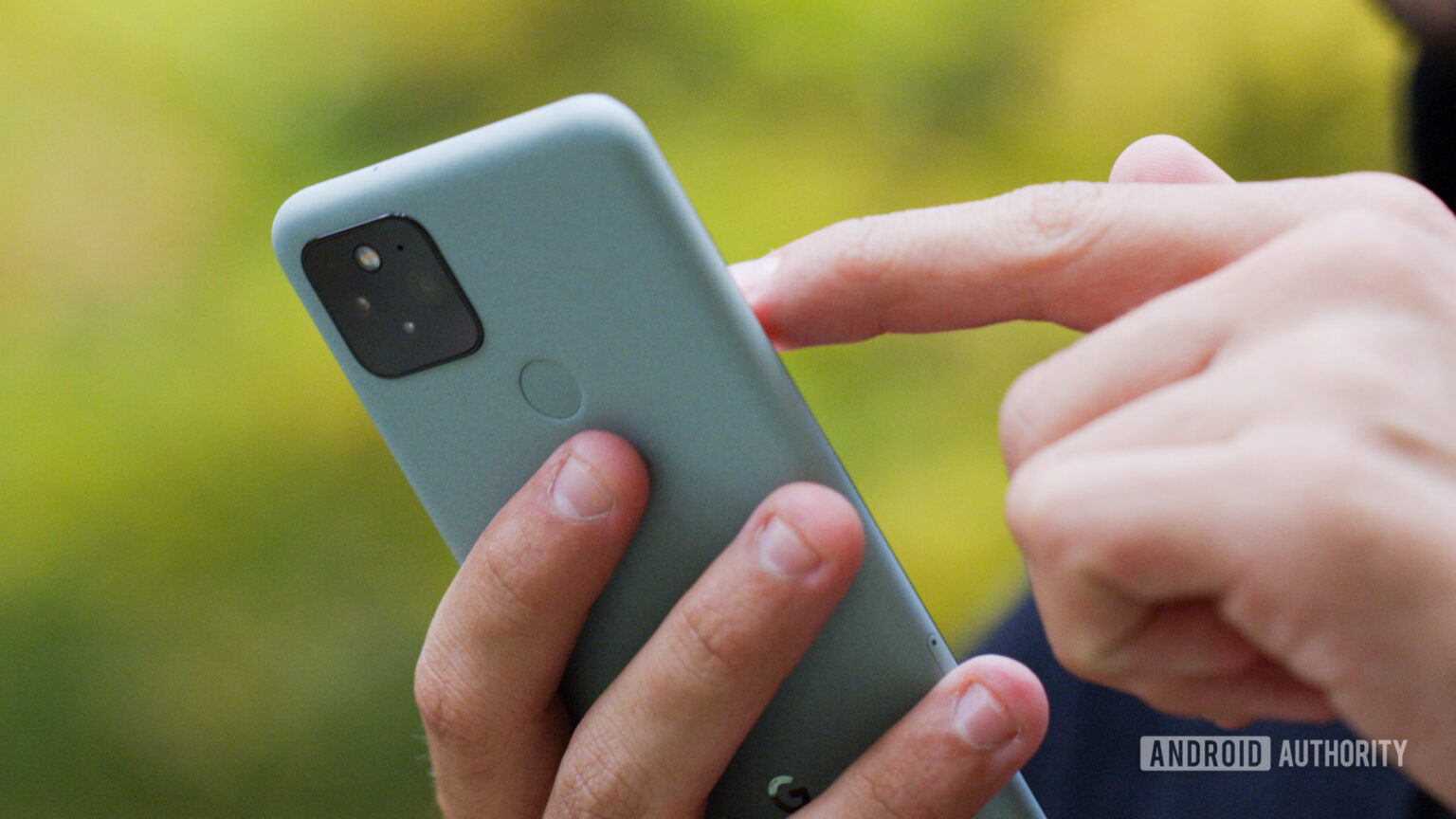 How to change your Android wallpaper - Android Authority