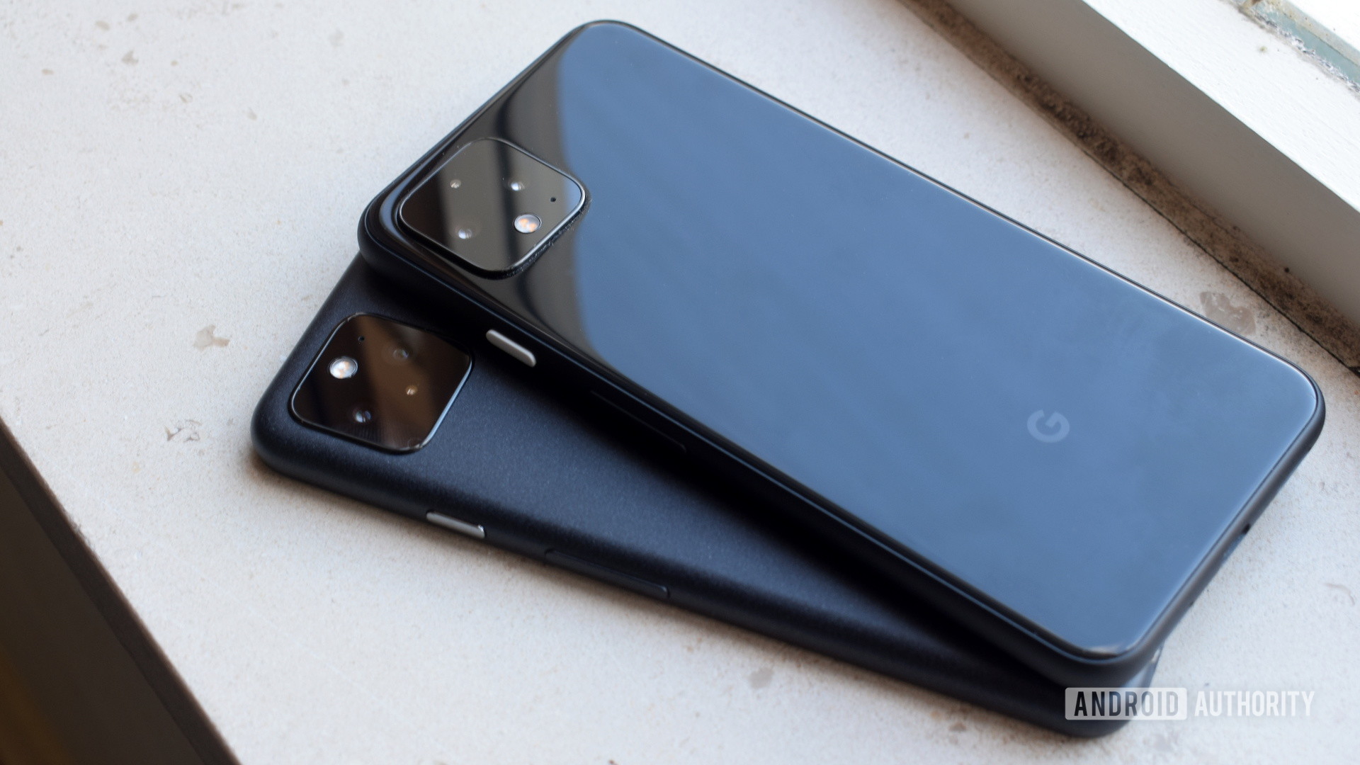 Google Pixel 5 vs Google Pixel 4 backs 1